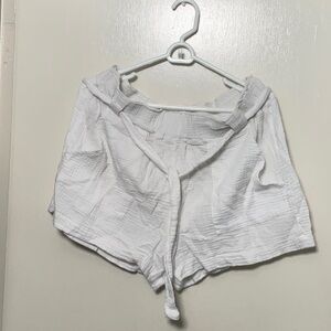 Linen shorts